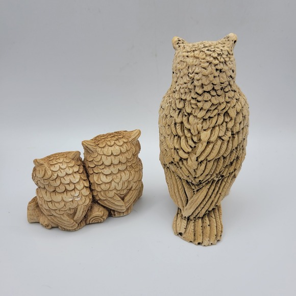 Set of 2 Resin Owl Figurines Vintage Woodland Home Decor - Picture 2 of 8